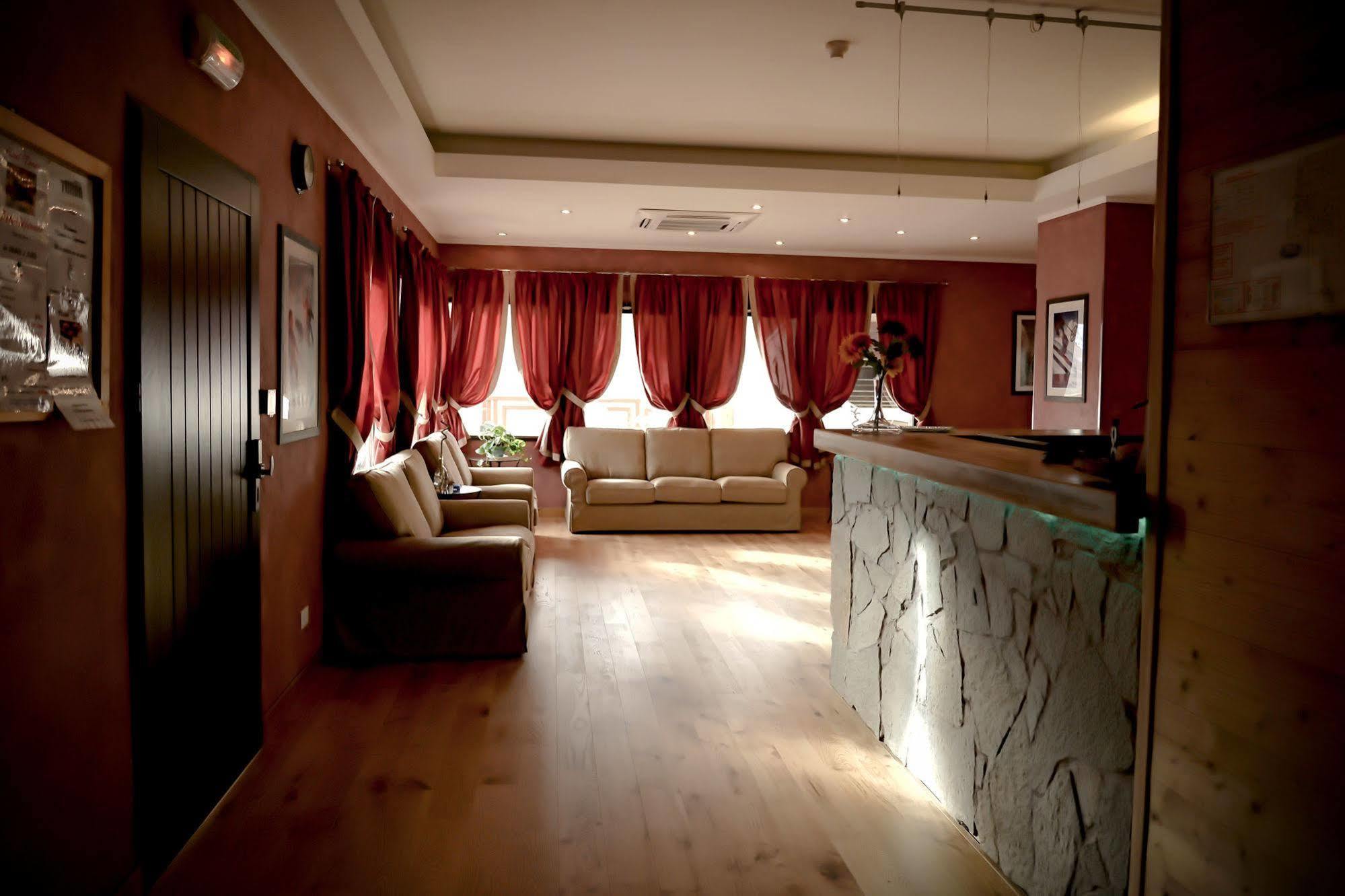 Hotel Turan Les Deux Alpes Kültér fotó
